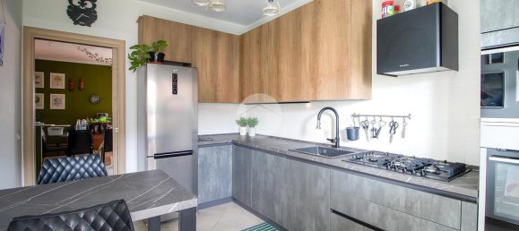 3غرفة شقة في L'Aquila, Italy رقم 14888 11