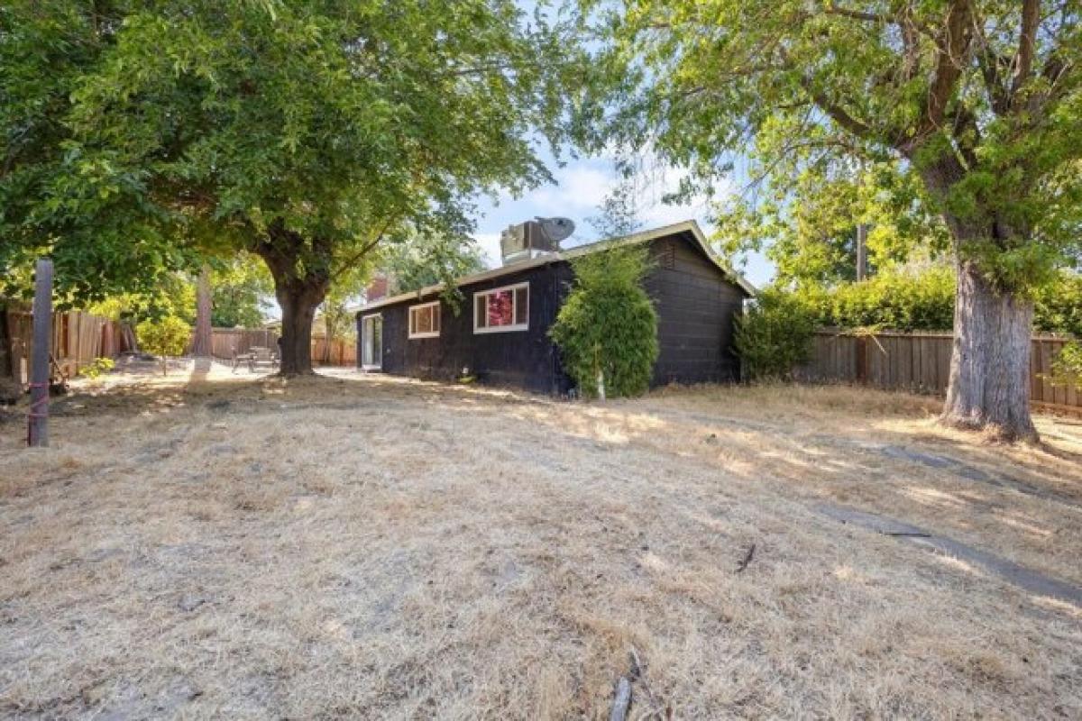 3 bedrooms House in Sacramento, USA No. 412433