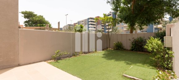 3 chambres Villa à Al Reef, UAE No. 949 3