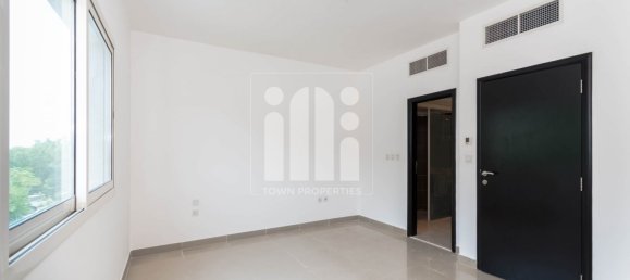 3 chambres Villa à Al Reef, UAE No. 949 6