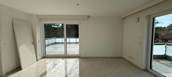 2 bedrooms Penthouse in Munich, Germany No. 289949 3