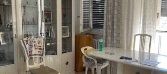 Apartamento de 4 habitaciónes en Pero, Italy No. 3341 12