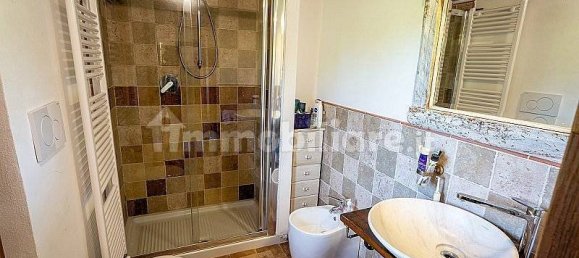 2 bedrooms House in Montaione, Italy No. 80571 22