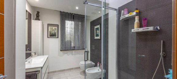 4 rooms Apartment in Turin, Italy No. 234953 32