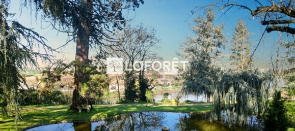 5 bedrooms House in Veretz, France No. 68419 4