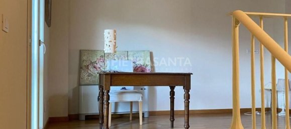 5 bedrooms Villa in Pietrasanta, Italy No. 325881 7