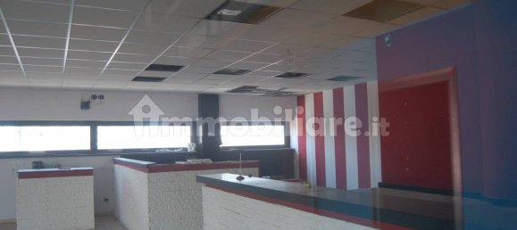 2 rooms Commercial property in San Mauro Torinese, Italy No. 165178 3