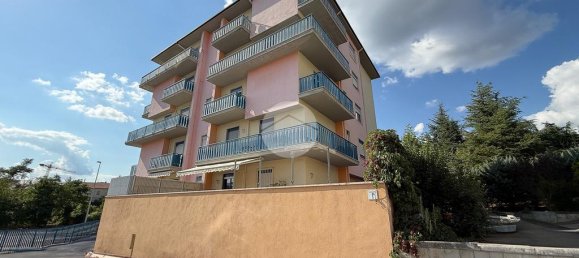 Apartamento T3 em L'Aquila, Italy N.º 320775 4