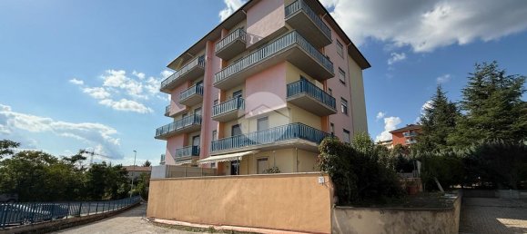 Apartamento T3 em L'Aquila, Italy N.º 320775 3