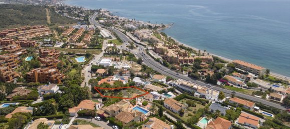 Земельный участок 405м² в Эстепона, Испания № 148749 2