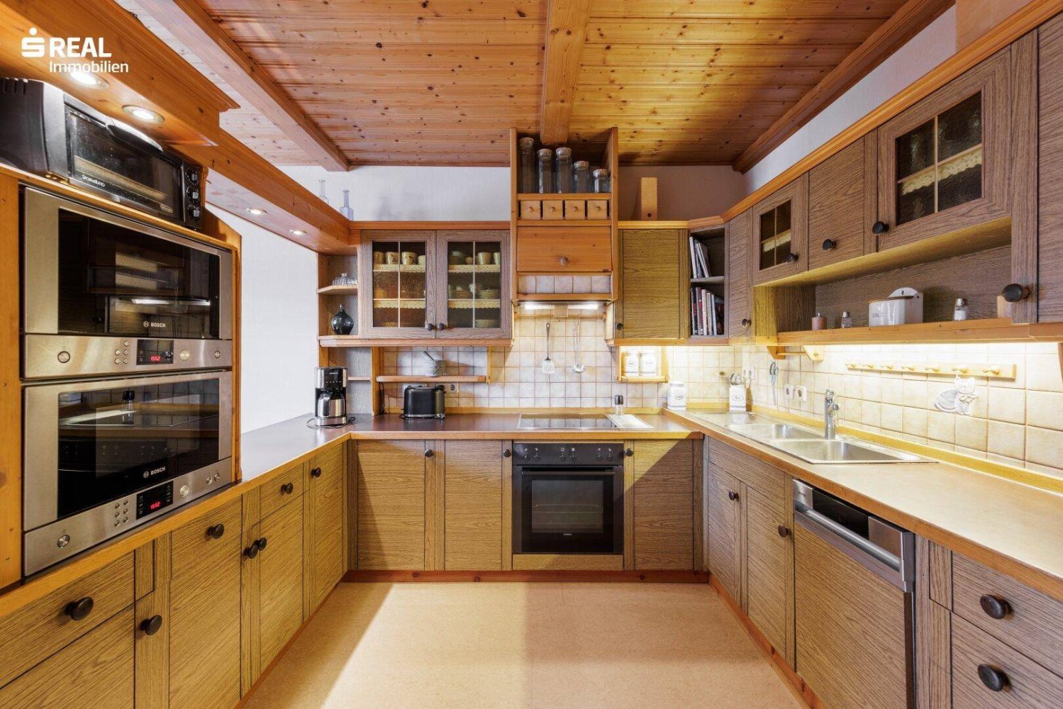 8-Zimmer Haus in Klosterneuburg, Austria, Nr. 173312