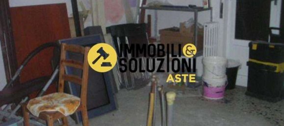 Casa de 6 habitaciónes en Gazzada Schianno, Italy No. 15394 15