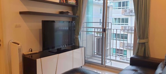 Apartamento com 1 quarto em condomínio em Watthana, Thailand N.º 9448 3