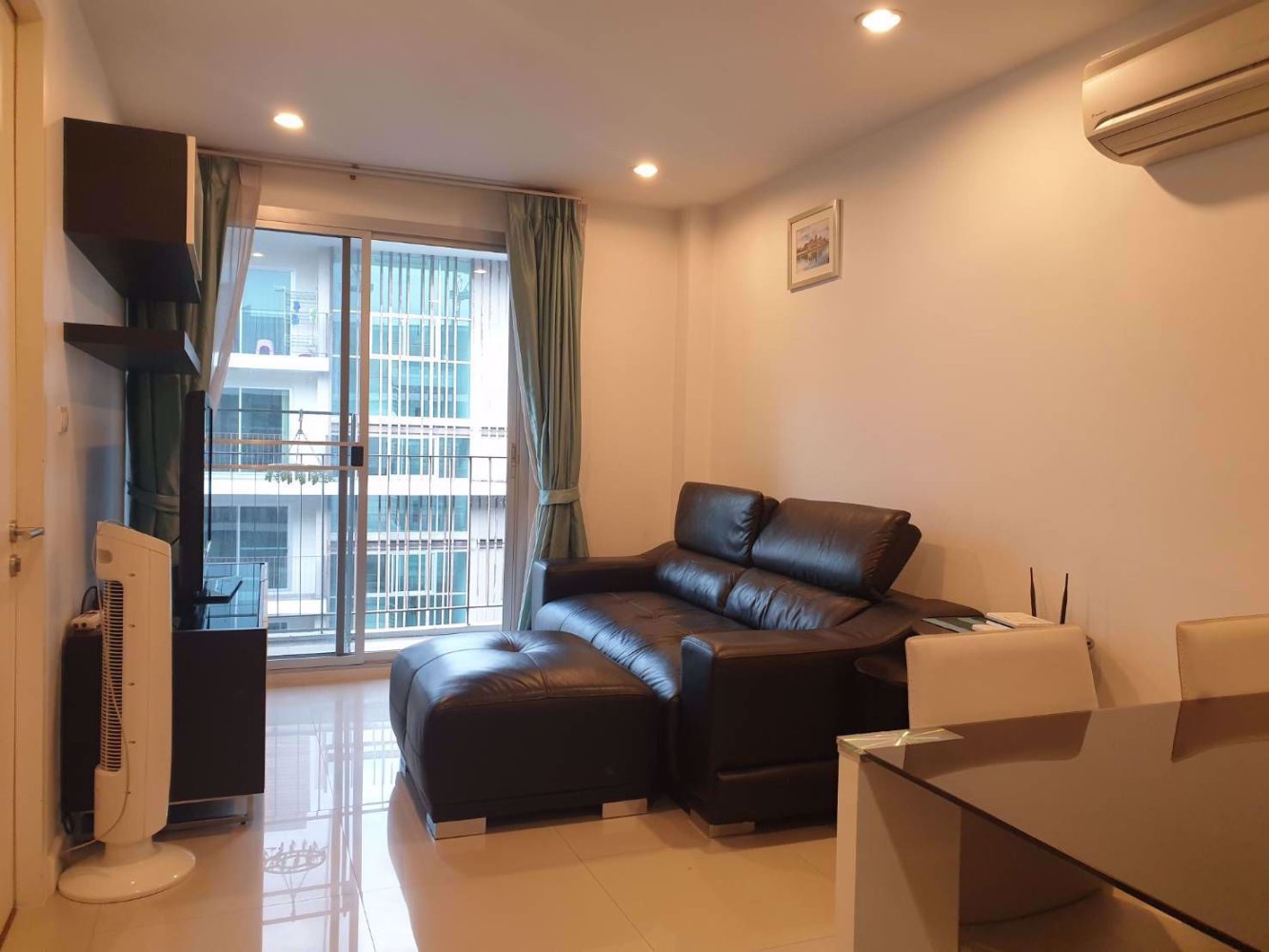 Apartamento com 1 quarto em condomínio em Watthana, Thailand N.º 9448