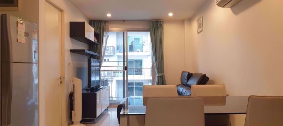 Apartamento com 1 quarto em condomínio em Watthana, Thailand N.º 9448 11