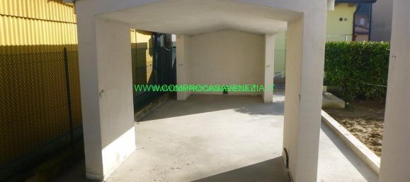 3 rooms Apartment in Venice, Italy No. 5650 6