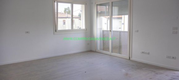3 rooms Apartment in Venice, Italy No. 5650 12
