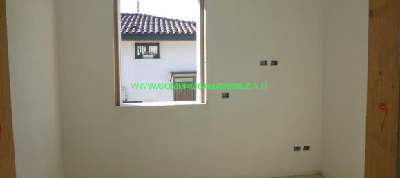 3 rooms Apartment in Venice, Italy No. 5650 26