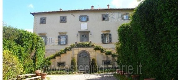 Casa de 11 divisões em Viterbo, Italy N.º 32212 10