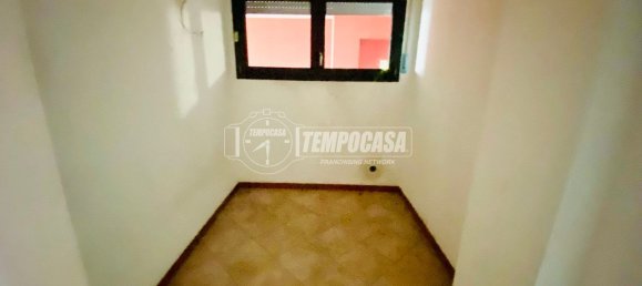 4 rooms Apartment in Brescia, Italy No. 307610 21