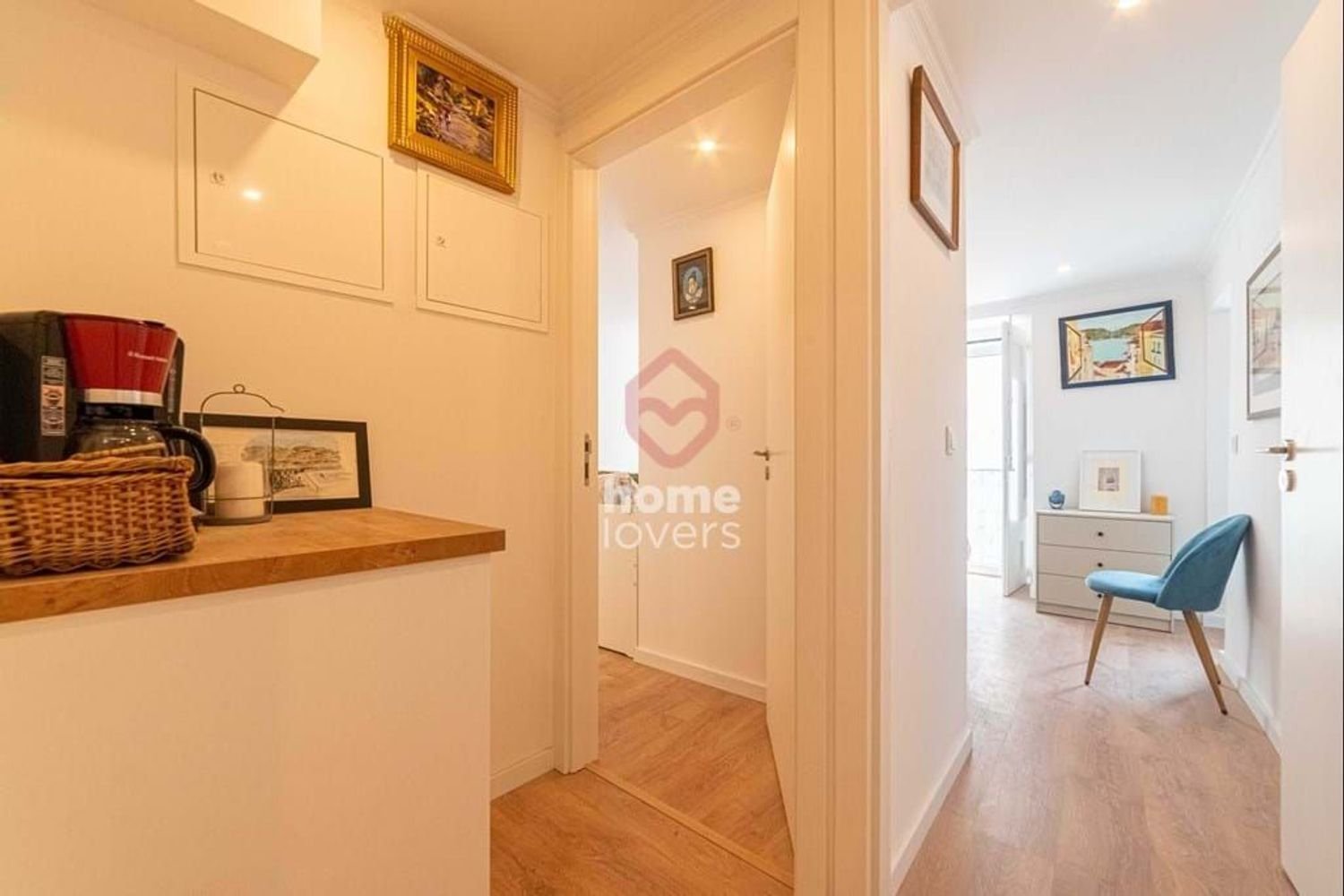 214m² Building in Lisbon, Portugal No. 218159