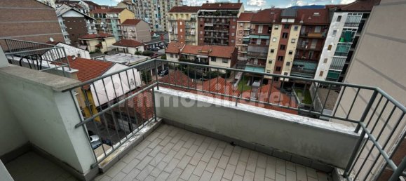 1 chambre Appartement à Turin, Italy No. 360320 2