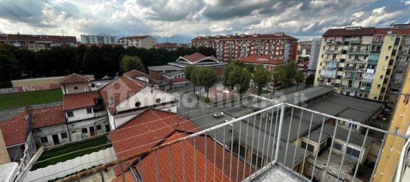 1 chambre Appartement à Turin, Italy No. 360320 16