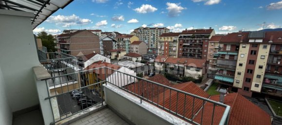 1 chambre Appartement à Turin, Italy No. 360320 3