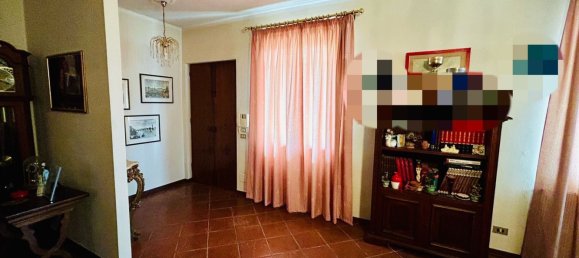 5 rooms Apartment in Campi Bisenzio, Italy No. 125262 15
