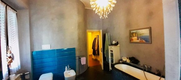 5 rooms Apartment in Campi Bisenzio, Italy No. 125262 19