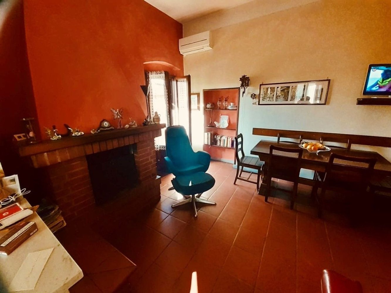 5 rooms Apartment in Campi Bisenzio, Italy No. 125262