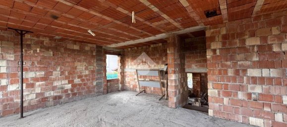 3 bedrooms Villa in Cornuda, Italy No. 260318 17