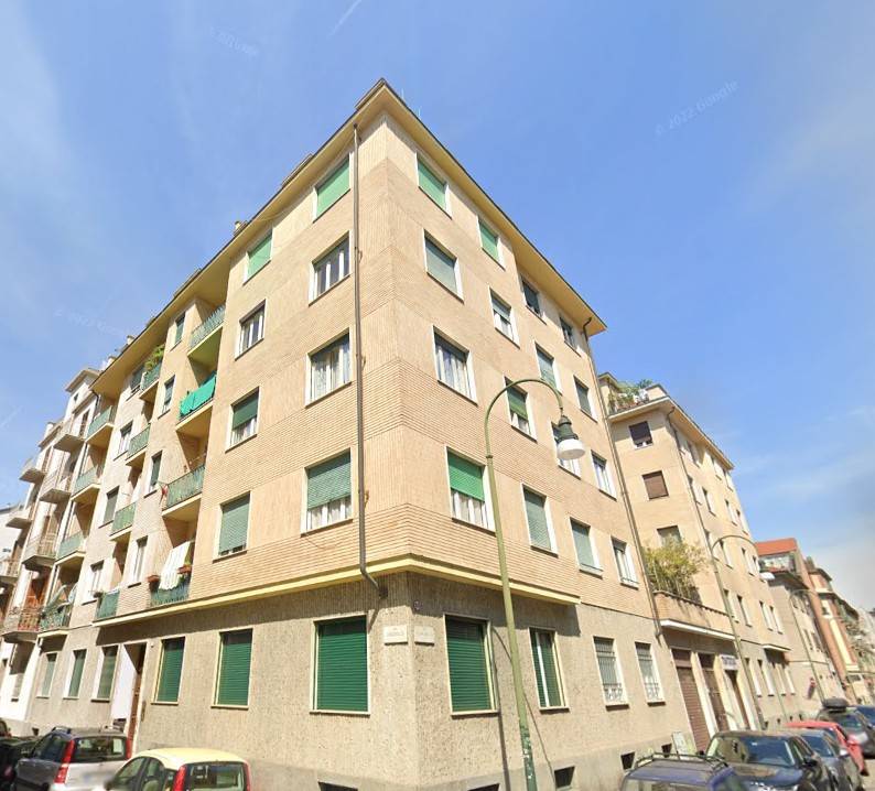 2 bedrooms Apartment in Turin, Italy No. 288181