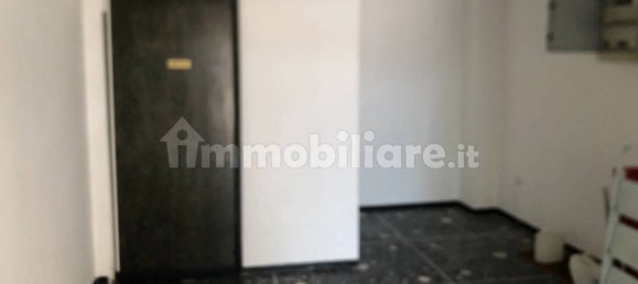 Imóvel comercial de 2 divisões em Foggia, Italy N.º 364083 7