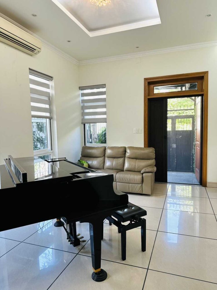 250m² Villa in Nha Be, Vietnam No. 19403