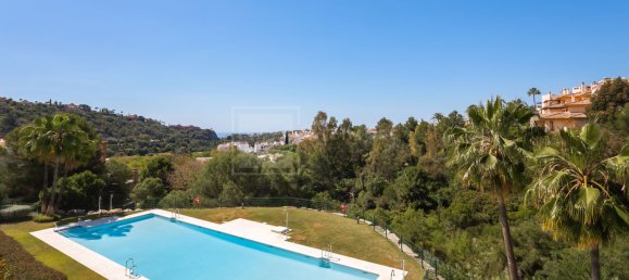 Apartamento de 3 dormitorios en Los Arqueros, Spain No. 52759 29