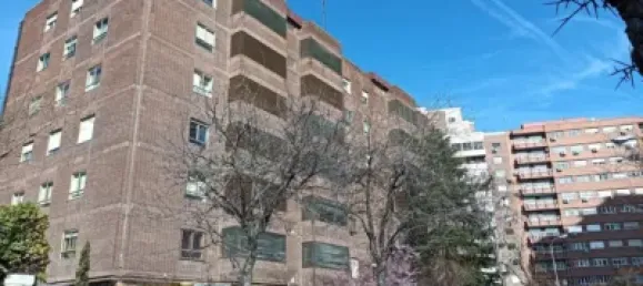 269m² Commercial property in Madrid, Spain No. 120965 14