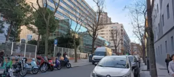 269m² Commercial property in Madrid, Spain No. 120965 16