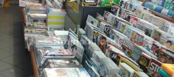 3 rooms Commercial property in Florence, Italy No. 71729 9