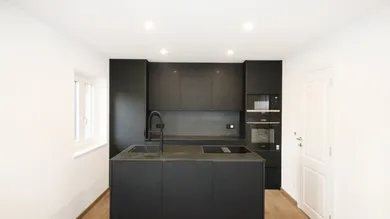 4غرفة شقة في Kitzbuhel, Austria رقم 136018