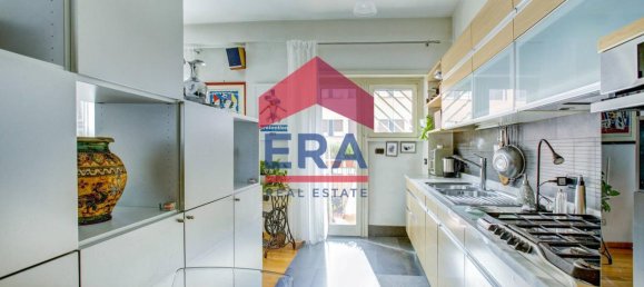 3 rooms Apartment in Rome, Italy No. 37670 10