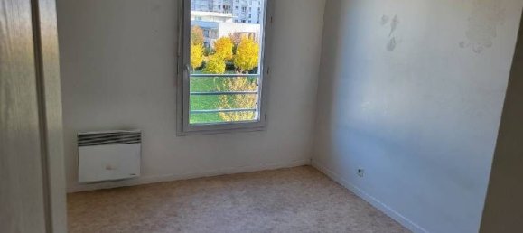 Apartamento de 2 dormitorios en Epernon, France No. 71958 4