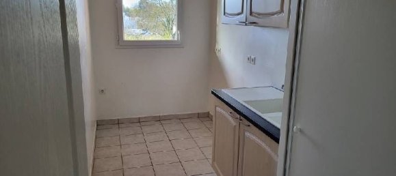 Apartamento de 2 dormitorios en Epernon, France No. 71958 10