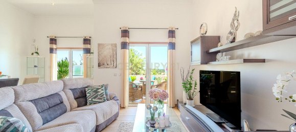 3 bedrooms House in Guia, Portugal No. 226305 10