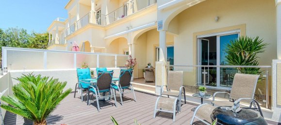 3 bedrooms House in Guia, Portugal No. 226305 9