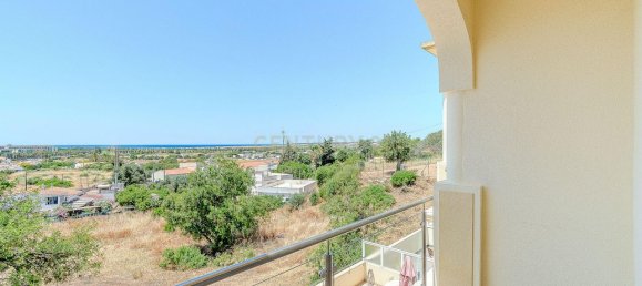 3 bedrooms House in Guia, Portugal No. 226305 42