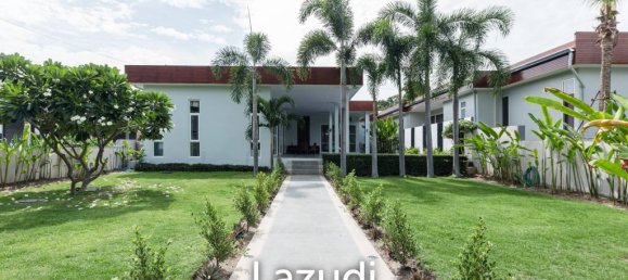 4 bedrooms Villa in Hua Hin, Thailand No. 22040 9