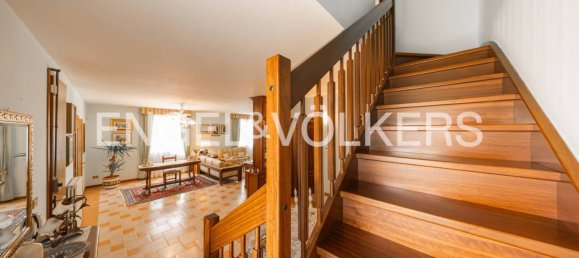 4 bedrooms Villa in Monte San Pietro, Italy No. 260876 12