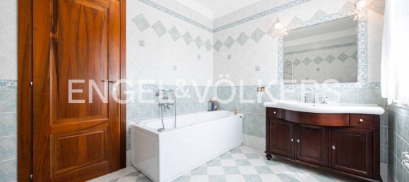 4 bedrooms Villa in Monte San Pietro, Italy No. 260876 21