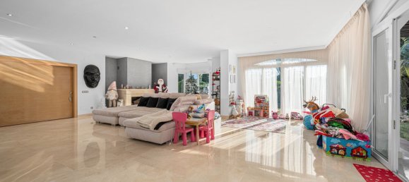 6 Schlafzimmer Villa in Marbella, Spain, Nr. 137767 44